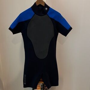 Aqua Lung Blue and Black Short Sleeve Wetsuit